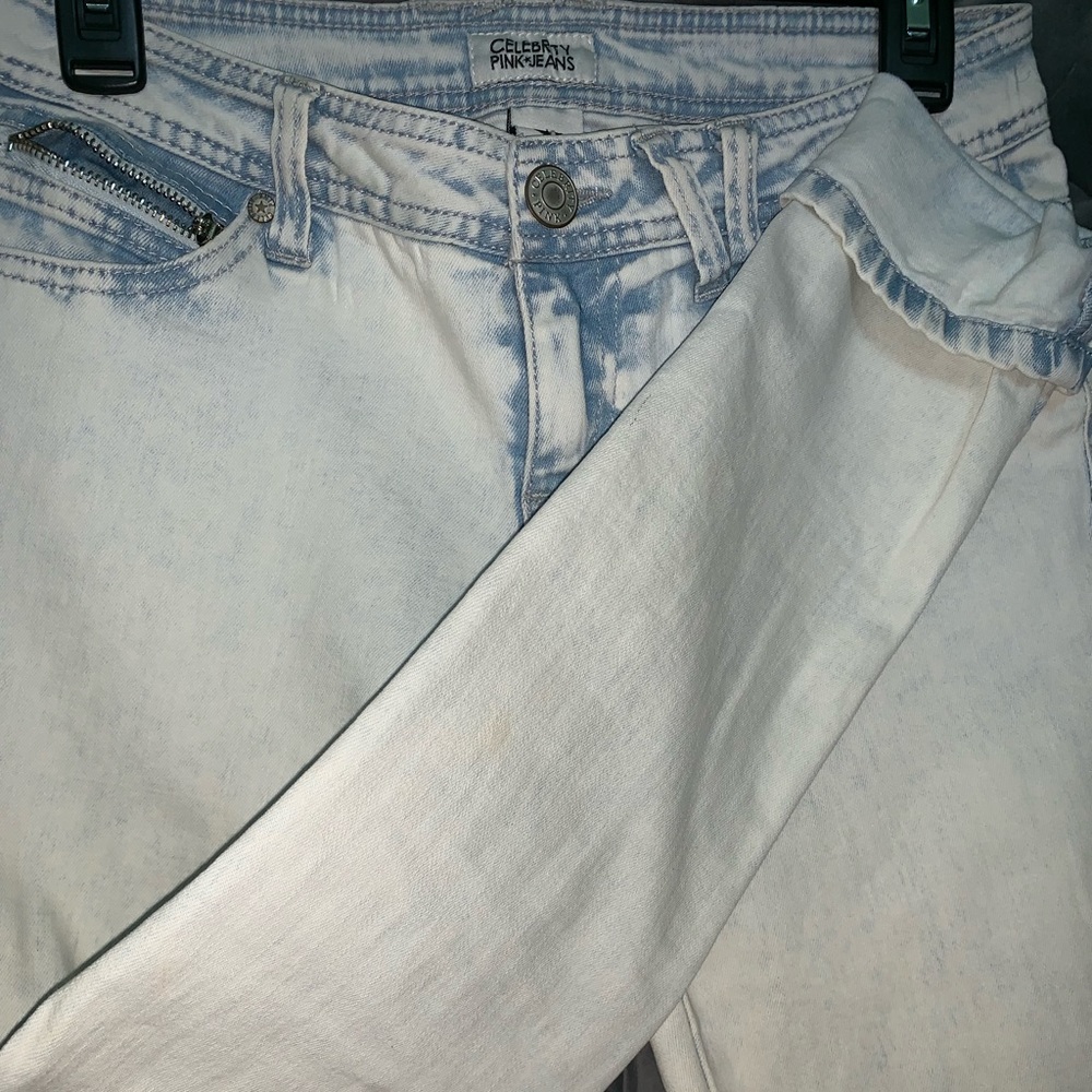 Light washed jeans - Picture 4 of 6
